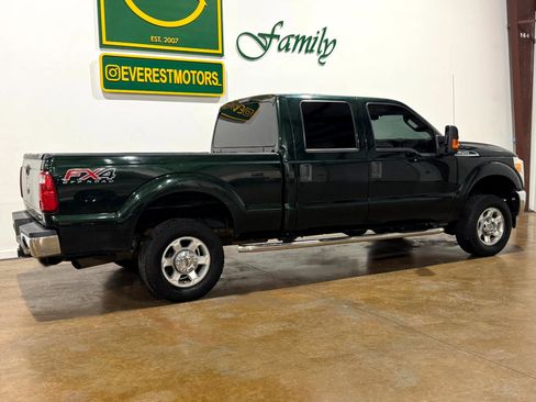 Used 2016 Ford F250 XLT w/ FX4 Off-Road Package image 3