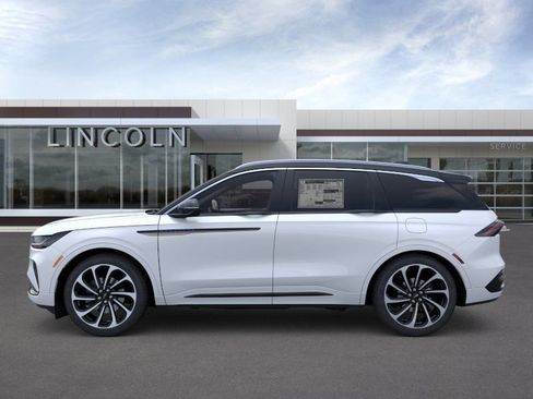 New 2026 Lincoln Nautilus Black Label image 3