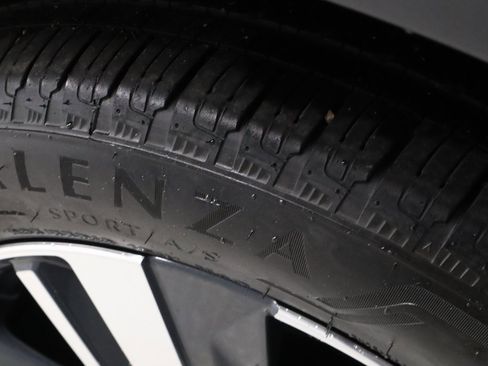 Certified 2024 Nissan Rogue SL w/ SL Premium Package image 22