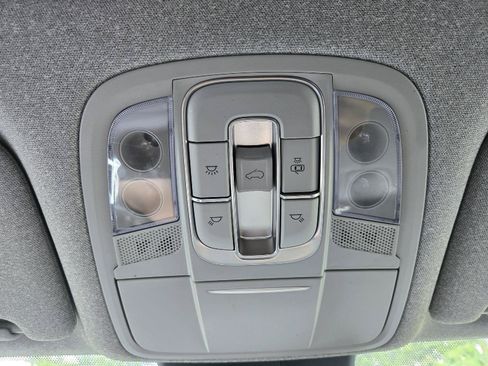 Used 2019 Hyundai Santa Fe AWD image 23