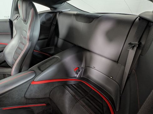 Used 2022 Ferrari Roma image 31