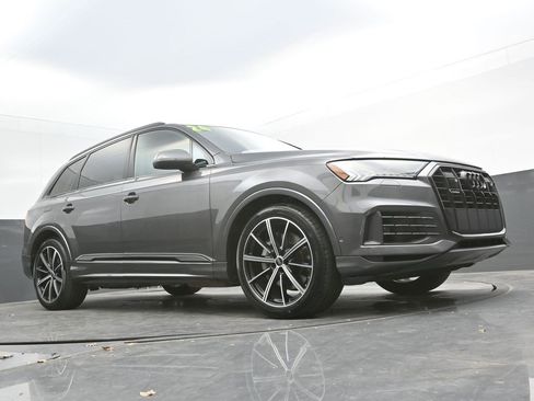 Used 2024 Audi Q7 3.0T Prestige image 28