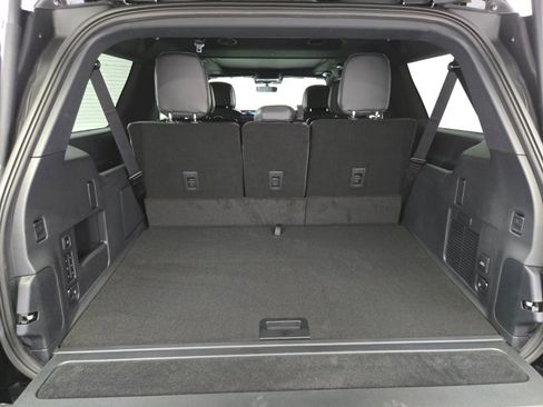 New 2026 Lincoln Navigator L Reserve w/ Jet Appearance Package image 18