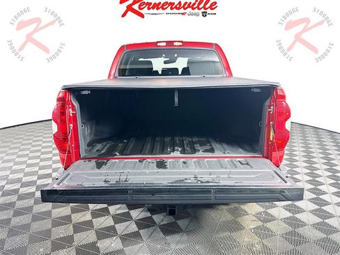 Used 2019 Toyota Tundra SR5 w/ SR5 Upgrade Package image 29