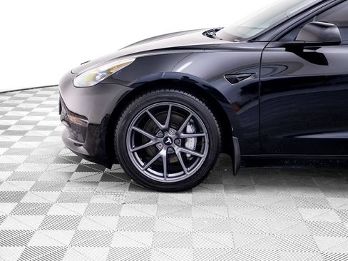 Used 2022 Tesla Model 3 Long Range AWD/4WD image 39