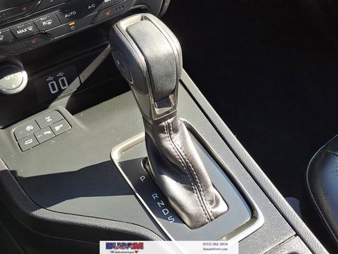 Used 2021 Ford Ranger Lariat w/ Equipment Group 501A High image 19