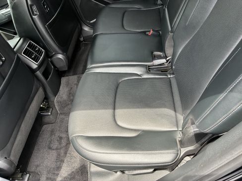 Used 2024 Kia Sportage EX FWD image 13