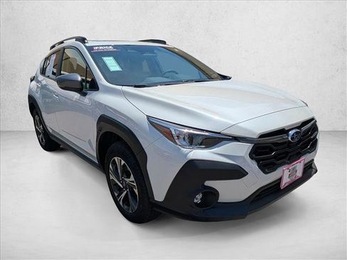 Used 2026 Subaru Crosstrek 2.0i Premium AWD/4WD image 3