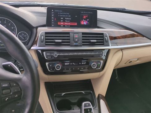 Used 2020 BMW 430i xDrive Convertible w/ Convenience Package image 18