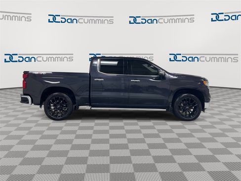 Used 2023 Chevrolet Silverado 1500 LTZ w/ LTZ Premium Package image 9
