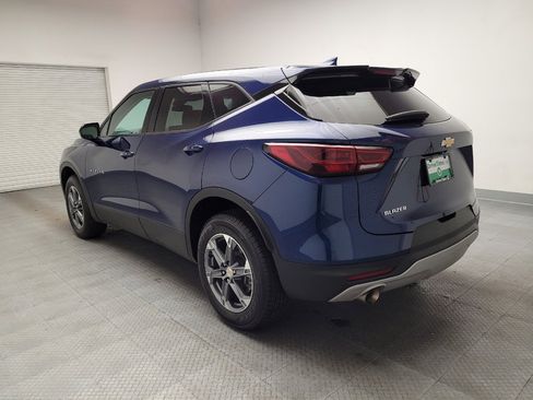 Used 2023 Chevrolet Blazer LT FWD image 3