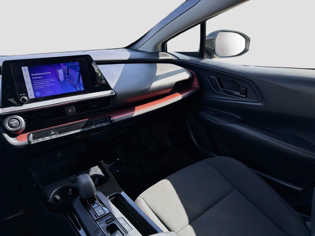 Used 2024 Toyota Prius Prime FWD image 22