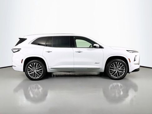 New 2026 Buick Enclave Avenir w/ Super Cruise Package image 8