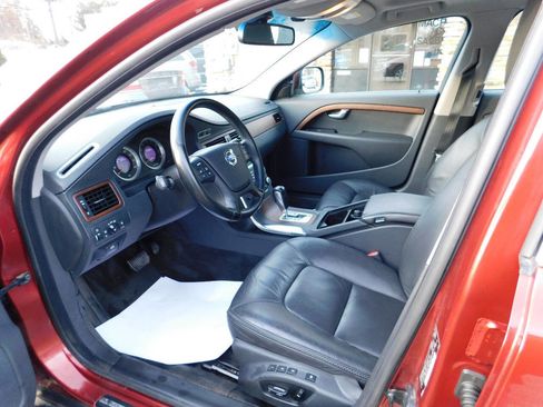 Used 2011 Volvo XC70 3.2 image 25