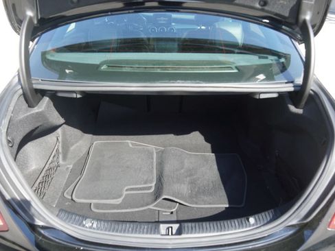 Used 2018 Mercedes-Benz C 300 4MATIC Sedan image 19