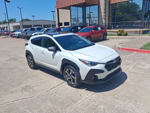 Used 2025 Subaru Crosstrek 2.5i Premium AWD/4WD image 6