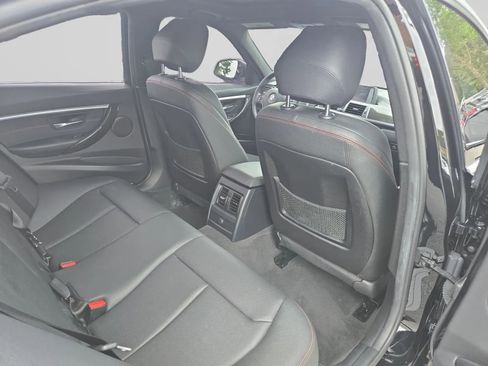 Used 2018 BMW 330i xDrive Sedan w/ Convenience Package AWD/4WD image 32