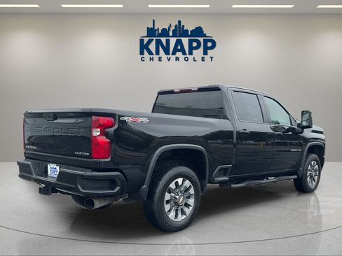 Used 2023 Chevrolet Silverado 2500 Custom w/ Custom Value Package AWD/4WD image 5