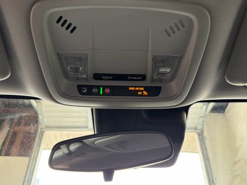 Used 2023 Chevrolet Malibu LT FWD image 45