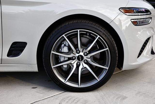 Certified 2026 Genesis G70 2.5T AWD/4WD image 5