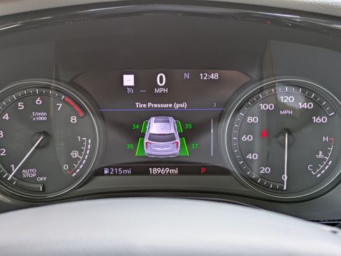 Certified 2024 Cadillac XT6 Premium Luxury w/ Technology Package FWD image 27