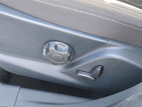 Used 2020 Ford EcoSport SE image 27