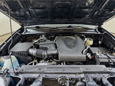 Used 2023 Toyota Tacoma SR5 image 26