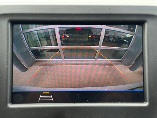 Used 2020 Chevrolet Equinox LT w/ Driver Convenience Package AWD/4WD image 4