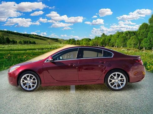 Used 2017 Buick Regal GS w/ Driver Confidence Package #1 image 3