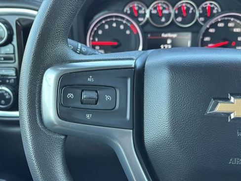 Used 2022 Chevrolet Silverado 2500 LT image 22