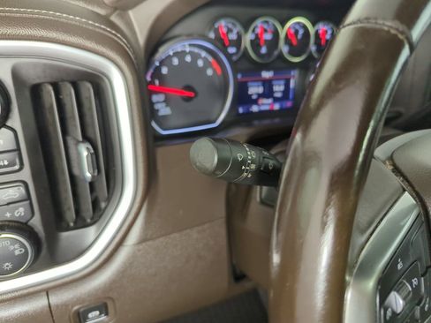 Used 2021 Chevrolet Silverado 1500 LT Trail Boss w/ Convenience Package II AWD/4WD image 20