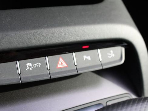 Used 2018 Audi R8 V10 w/ Carbon Exterior Package image 50