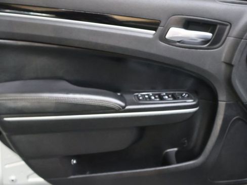 Used 2021 Chrysler 300 S image 16