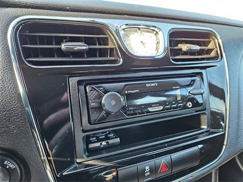 Used 2014 Chrysler 200 LX image 19