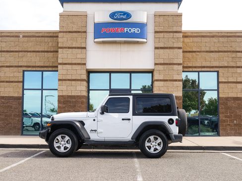 Used 2022 Jeep Wrangler Sport S image 9