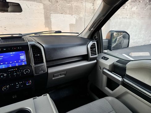 Used 2020 Ford F150 XLT image 25