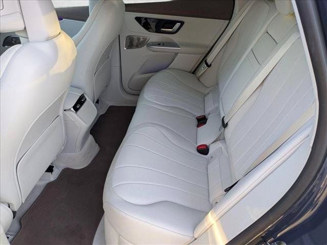 Used 2023 Mercedes-Benz EQE 350+ SUV image 21