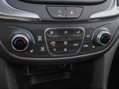 Certified 2022 Chevrolet Equinox LT AWD/4WD image 13