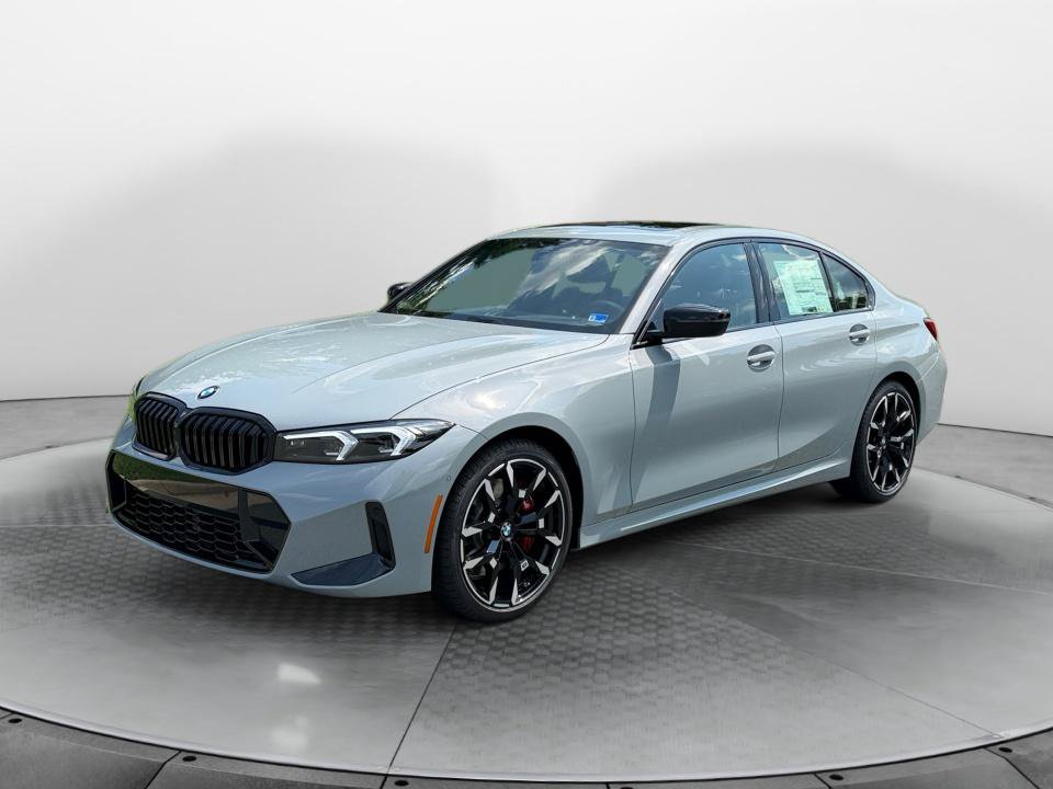 New 2026 BMW 330i xDrive Sedan w/ M Sport Package AWD/4WD image 3