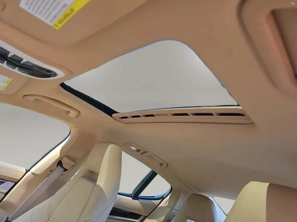 Used 2011 Porsche Panamera 4 AWD/4WD image 14