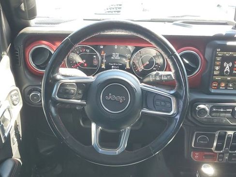 Used 2022 Jeep Wrangler Unlimited Rubicon w/ Dual Top Group AWD/4WD image 11