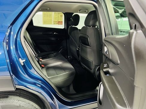 Used 2021 Chevrolet TrailBlazer LS image 28