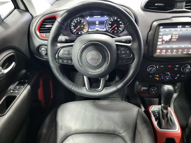 Used 2022 Jeep Renegade Trailhawk w/ Trailer Tow Group AWD/4WD image 24