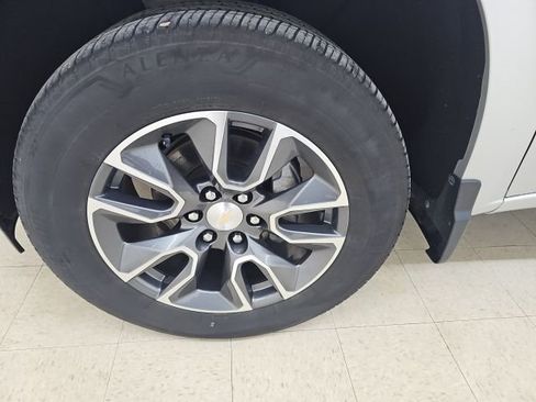 Used 2022 Chevrolet Silverado 1500 LT image 23
