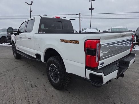 Used 2024 Ford F350 Platinum w/ Tremor Off-Road Package image 4