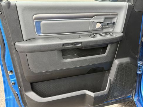 Used 2024 RAM 1500 Classic SLT image 9