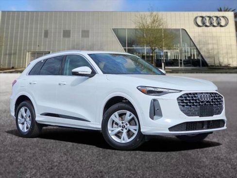 New 2026 Audi Q5 Premium AWD/4WD image 1