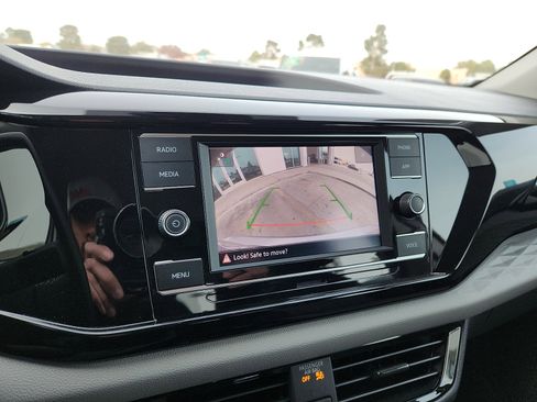 Certified 2024 Volkswagen Taos S image 18