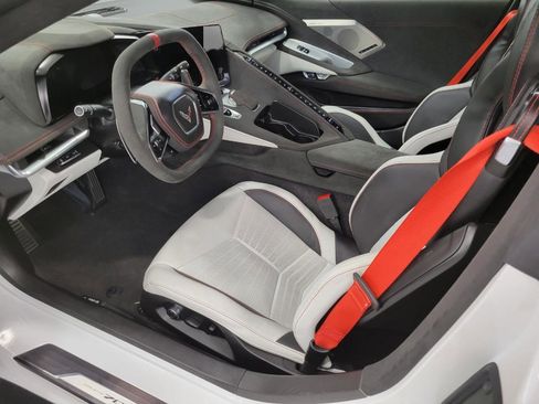 Used 2023 Chevrolet Corvette Stingray Premium Cpe w/ Z51 Performance Package image 10