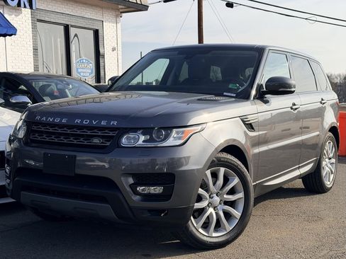 Used 2015 Land Rover Range Rover Sport SE image 3